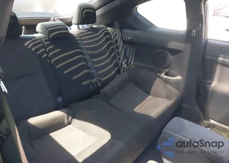 2011 Scion Tc z USA, uszkodzony, nr VIN JTKJF5C75B3011644